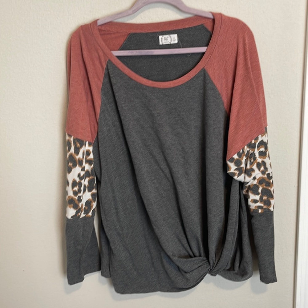 Maurice’s 3/4 Sleeve Tri-Color 24/7 Top